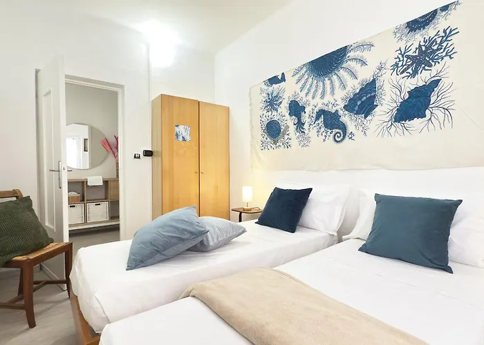 50 Mt Dal Mare - Relax Con Box E Ampio Terrazzo * アラッシオ