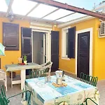 Διαμέρισμα 50 Mt Dal Mare - Relax Con Box E Ampio Terrazzo *