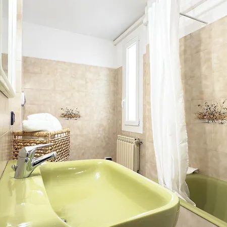 50 Mt Dal Mare - Relax Con Box E Ampio Terrazzo Appartamento