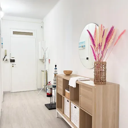 50 Mt Dal Mare - Relax Con Box E Ampio Terrazzo *