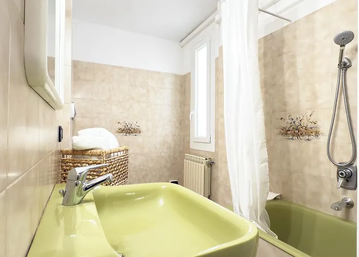 50 Mt Dal Mare - Relax Con Box E Ampio Terrazzo Lägenhet